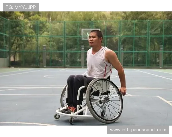 柏林联合社区举办残疾人足球赛,俱乐部捐赠定制轮椅 柏林联合社区举办残疾人足球赛,俱乐部捐赠定制轮椅